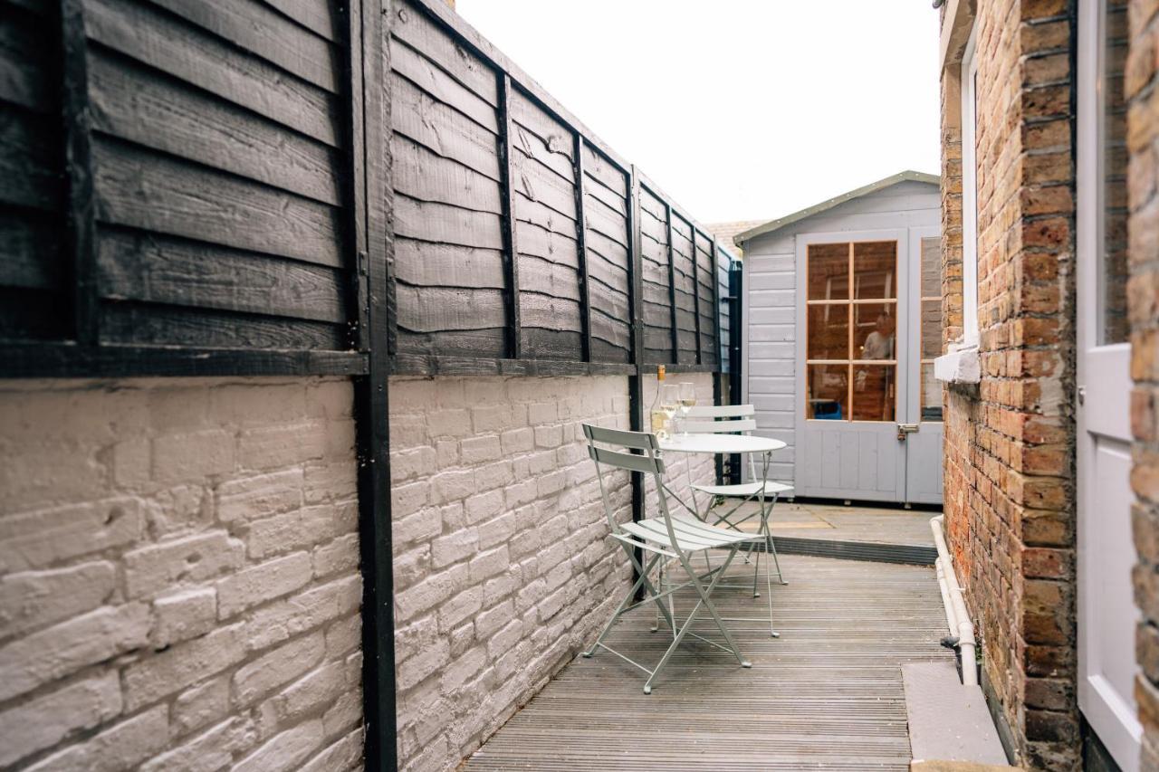 Apartament Sanctuary-By-Sea Worthing Zewnętrze zdjęcie